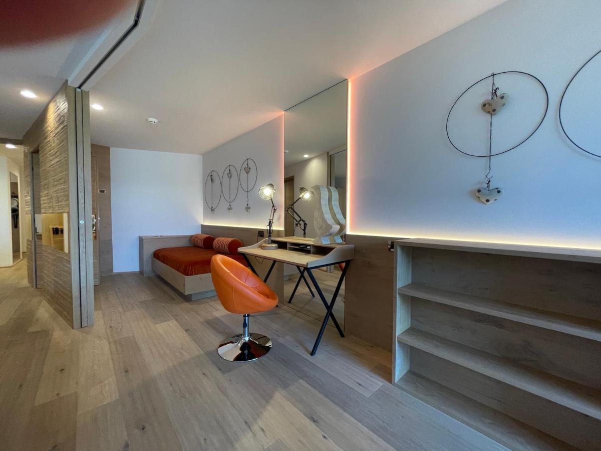 Spa & Relax Hotel Erika 蒂鲁罗 外观 照片