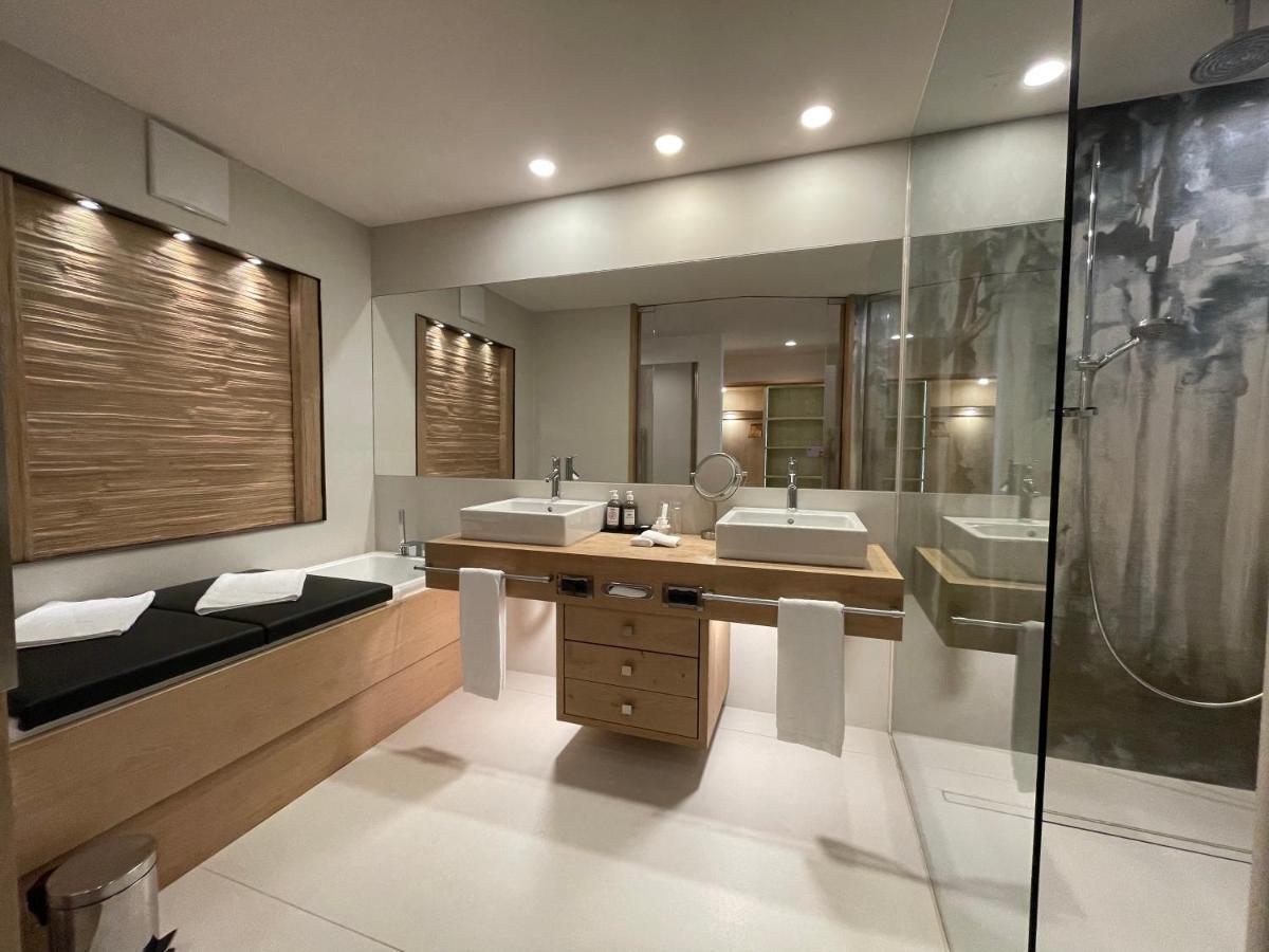Spa & Relax Hotel Erika 蒂鲁罗 外观 照片