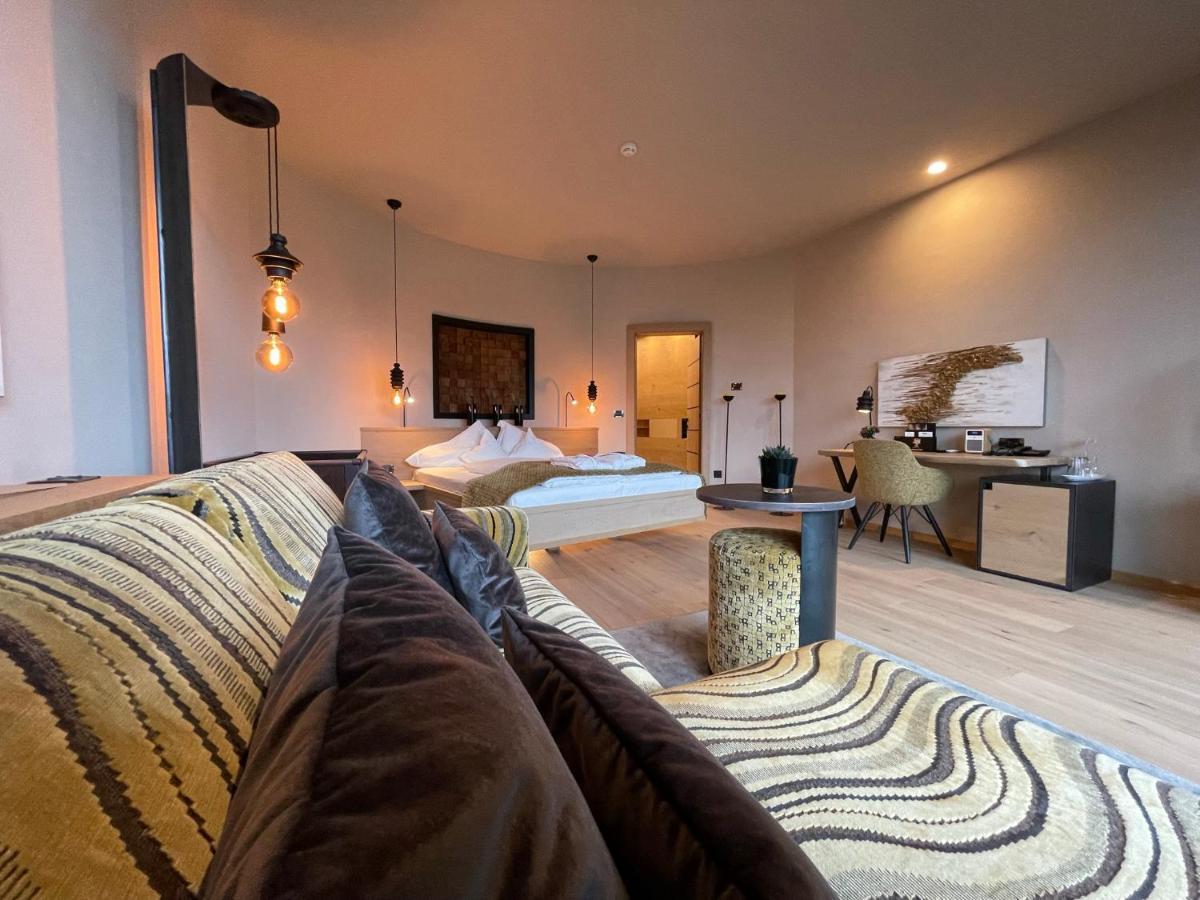 Spa & Relax Hotel Erika 蒂鲁罗 外观 照片