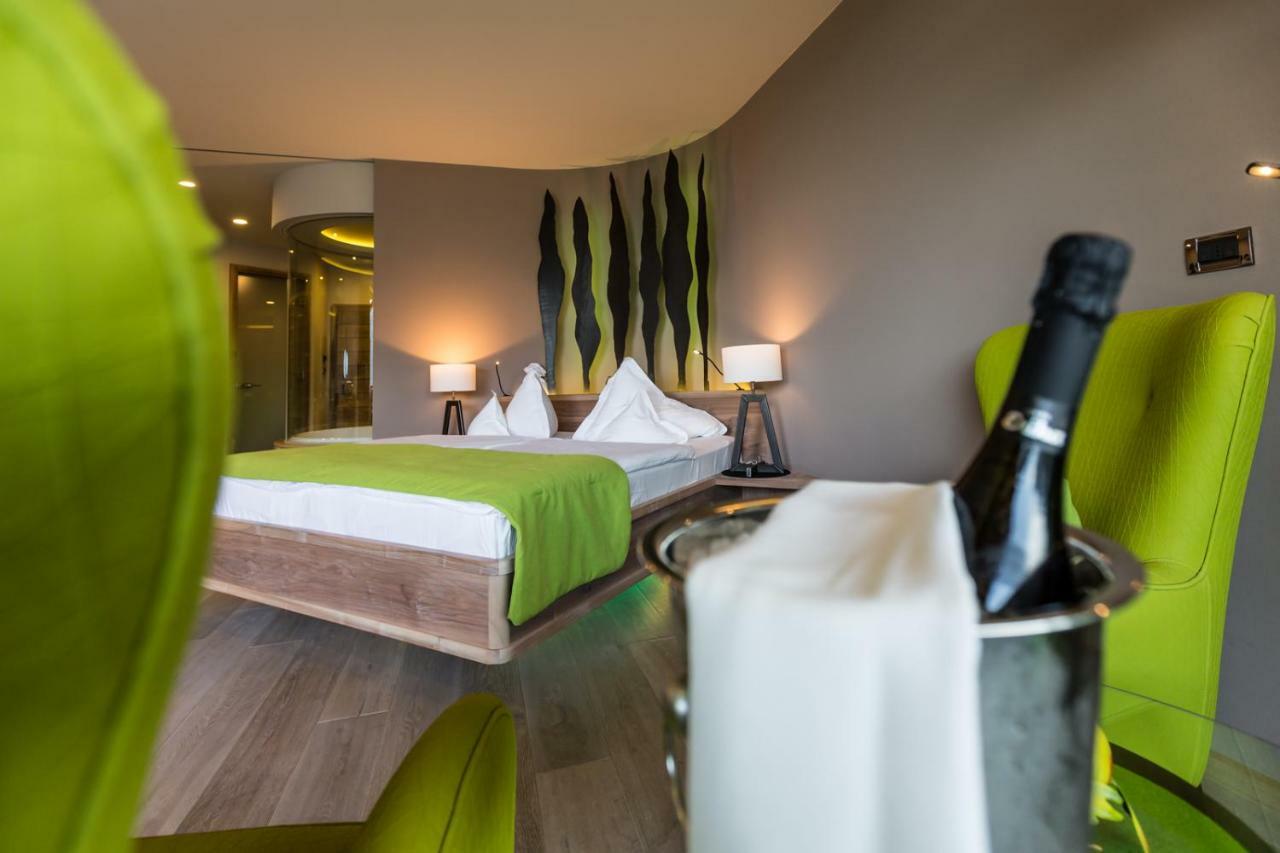 Spa & Relax Hotel Erika 蒂鲁罗 外观 照片